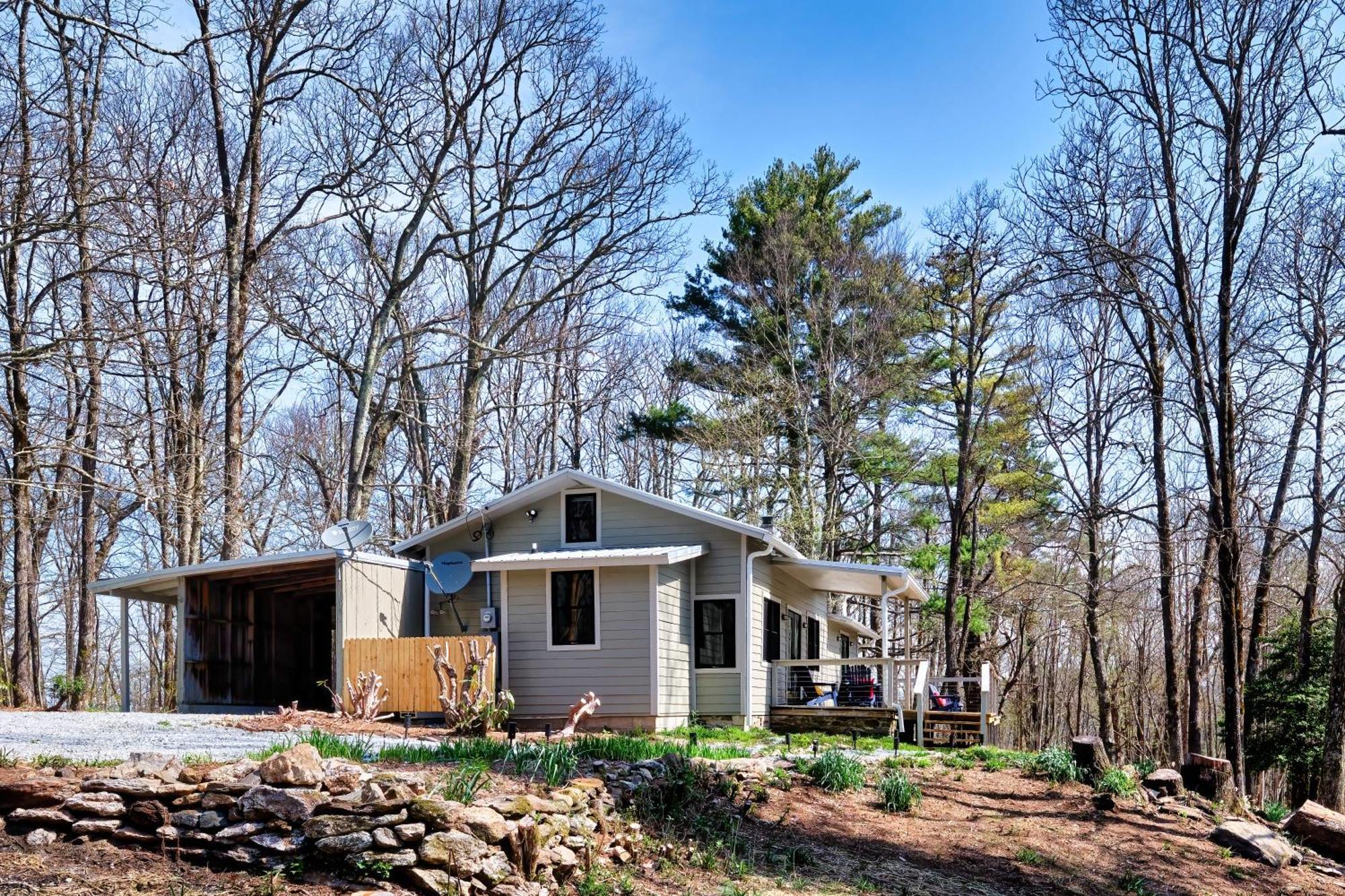 The Pink Lady Highlands Exterior photo